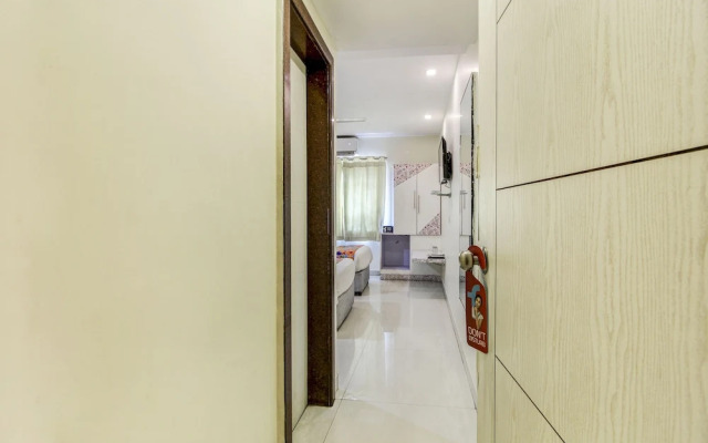 FabHotel Sri Mayuri