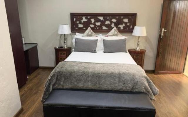 Oaklands Inn and Conference