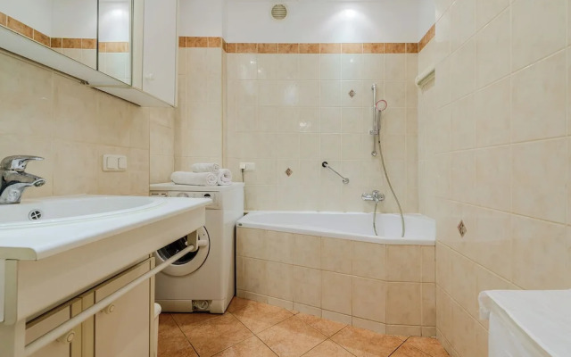 ShortStayPoland Szara B170