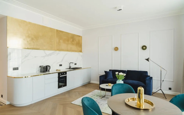 No.4 Residence