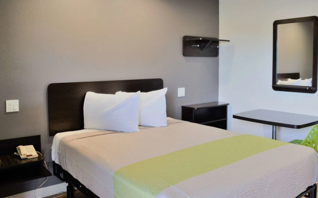 Studio 6 Buttonwillow, CA