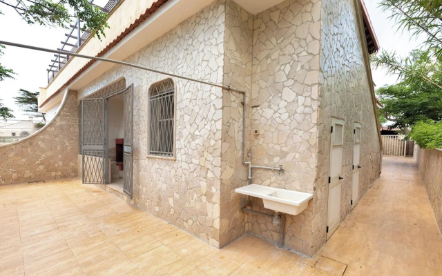 4033 Villetta Stefy by Barbarhouse