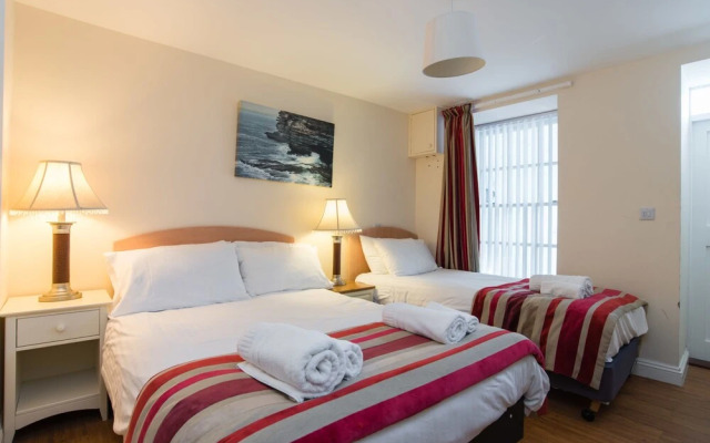 Marine Apartment