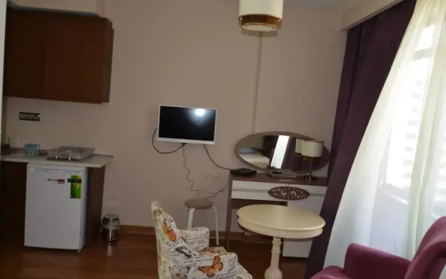 Boom Palace