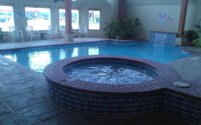 Robinson Inn and Suites