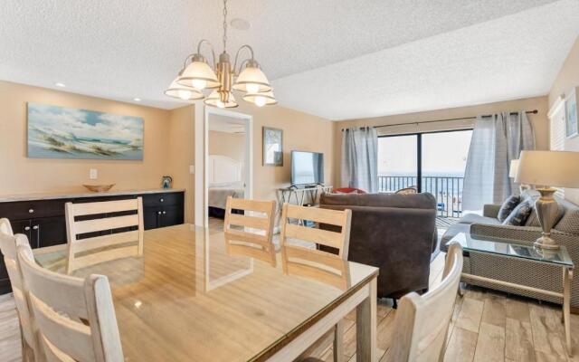 212 Beach Place Condos