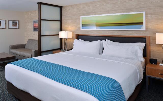 Holiday Inn Hotel & Suites Edmonton Airport & Conference Ctr by IHG