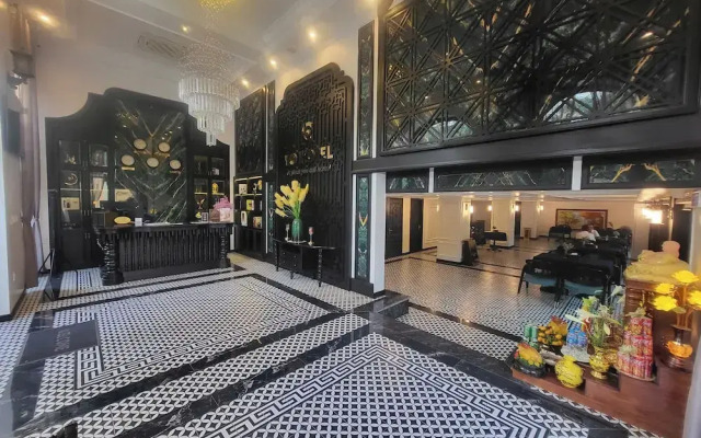 YO Hotel