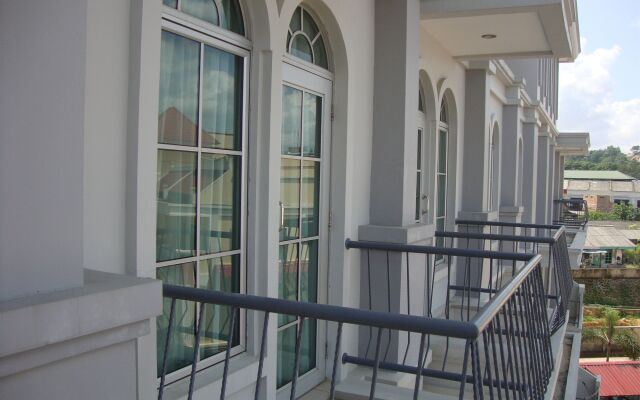 Triniti Hotel Batam