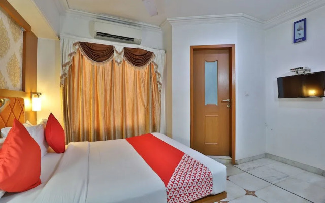 OYO 43699 Hotel Aditi