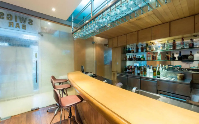 Hotel Parle International