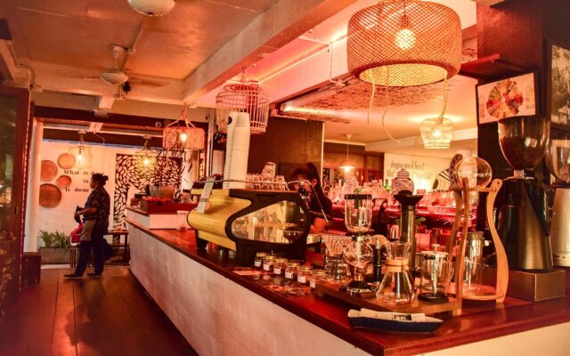Fisherman's House Cafe & Hotel