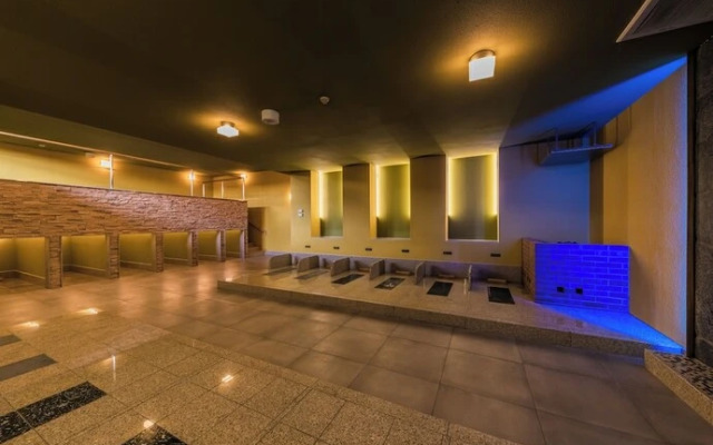 Super 8-Airport Downtown