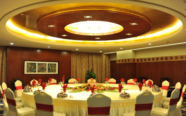 Jin Jiang Pine City Hotel