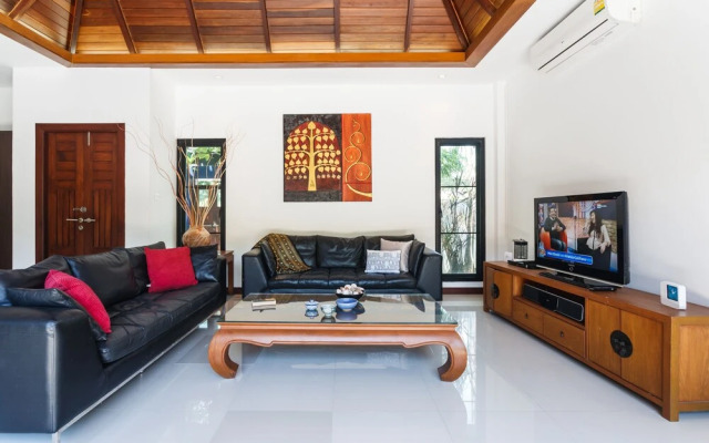 Villa Frangipani by Lofty