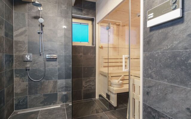 Exclusive Chalet in Kaprun Salzburg With Sauna