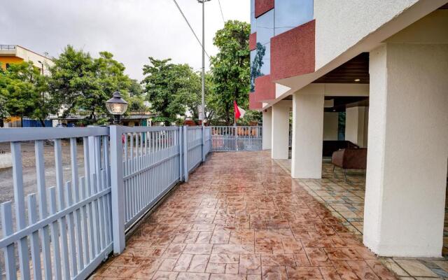 FabHotel Crystal Homes