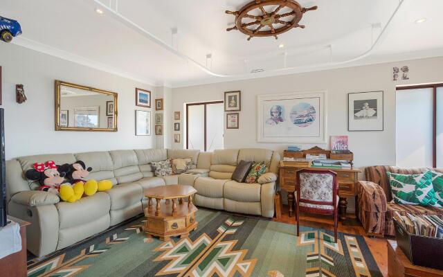 Anchors Aweigh Bed & Breakfast