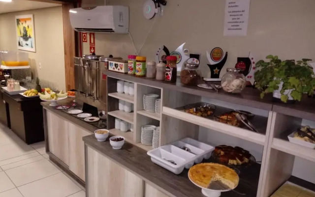 Marechal Plaza Hotel