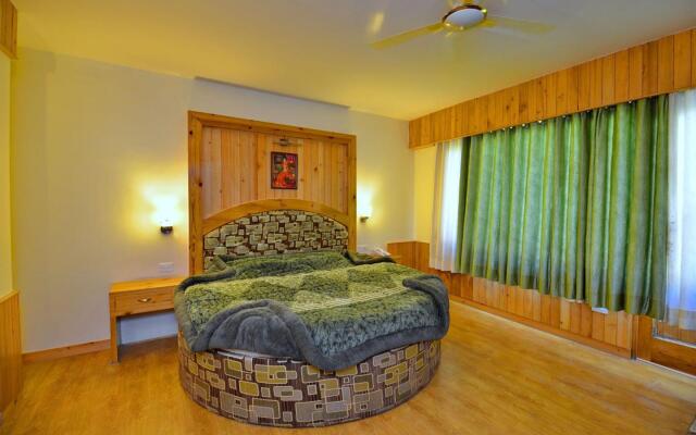 Apple Paradise Manali Hotel