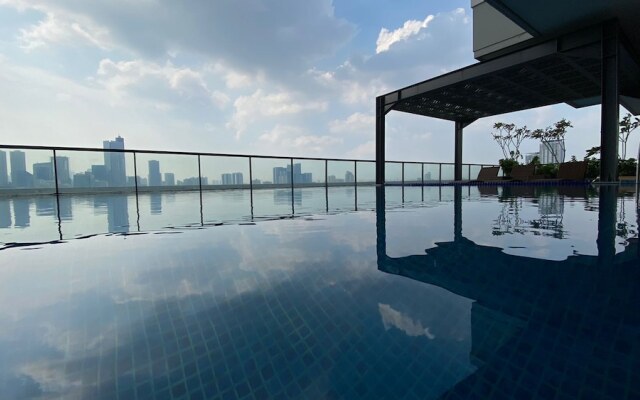 Stunning And Comfortable 2Br Samara Suites Apartment