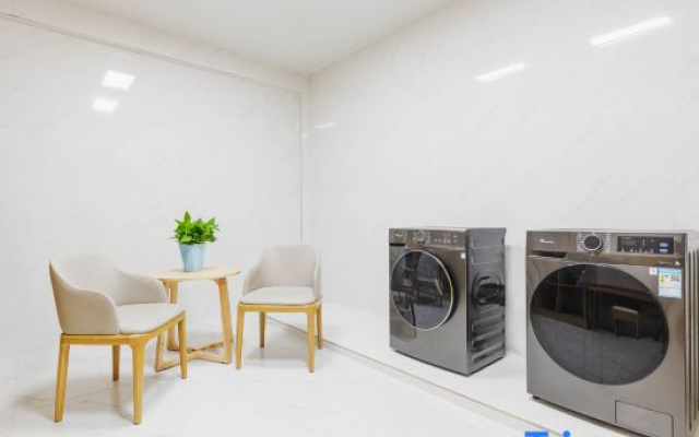 Rezen Select Hotel (Yima Lane Store, Kuitun City)