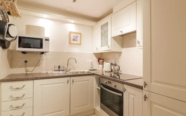 Tweed Apartment