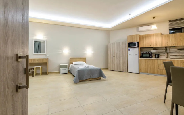 Irene Studios & Apartments