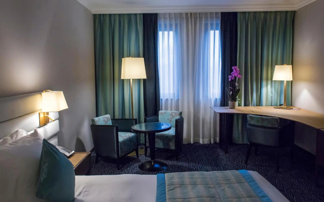 Le Royal Hotels & Resorts