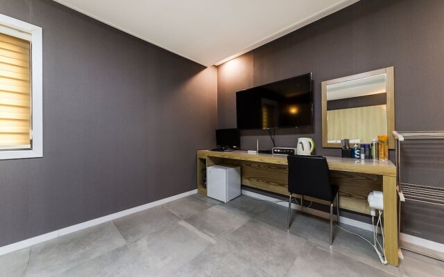 Suwon Hotel Flex