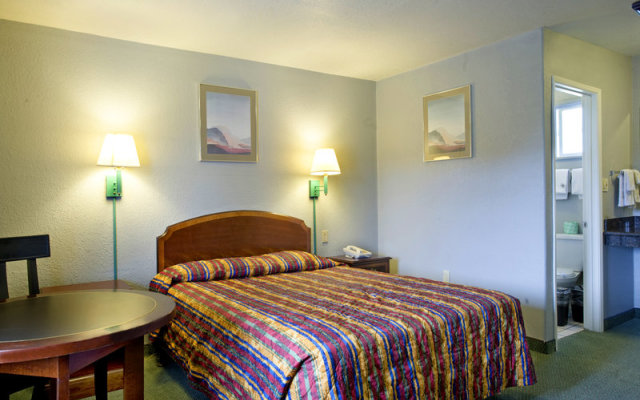 Americas Best Value Inn - Seaside North