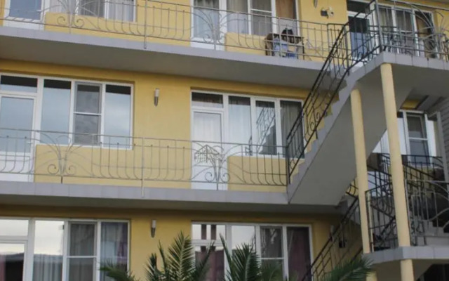 Ariana Guest House