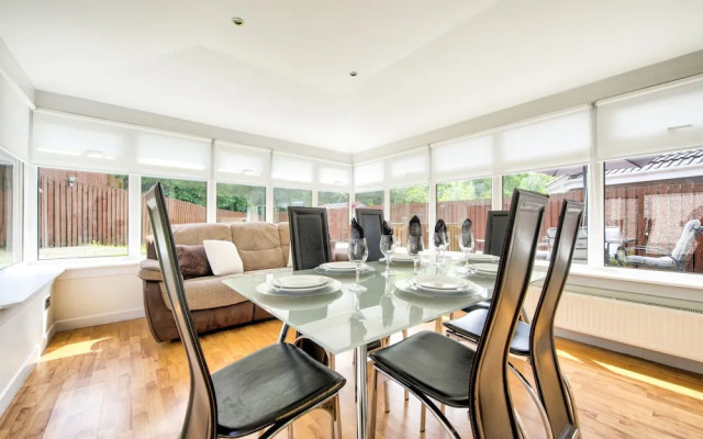 No.17 Serviced Apartment