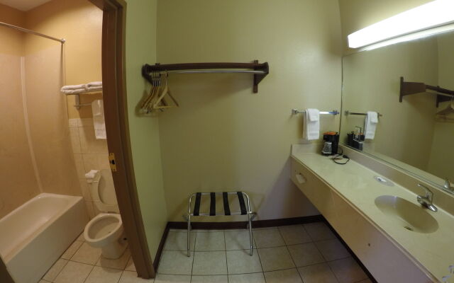 Americas Best Value Inn La Porte