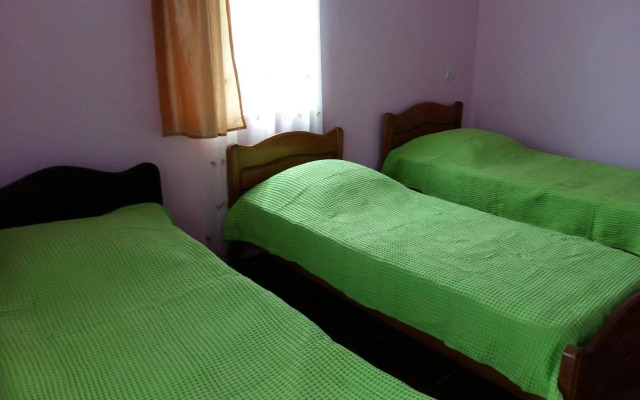 Guest house LIA