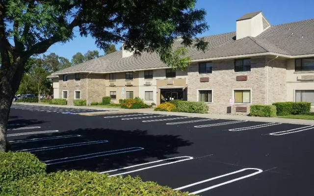 Ramada Modesto