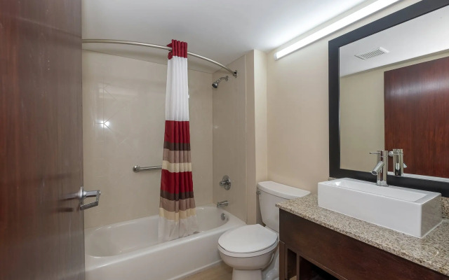 Red Roof Inn Sulphur