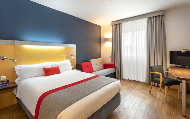 Holiday Inn Express Lisbon - Oeiras by IHG