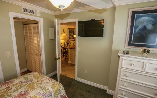 Carlos Pointe 124 condo