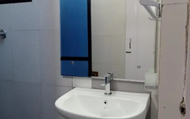 River side apartment