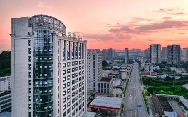 M Hotel
