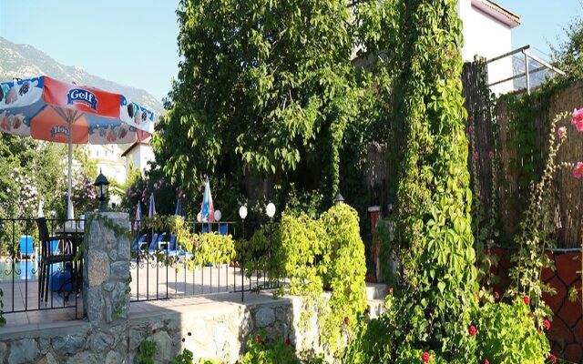 The Green Valley Hotel