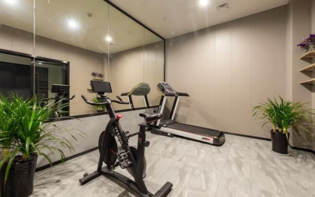 GreenTree Inn Zhejiang Jiaxing Honghe Town Business Hotel