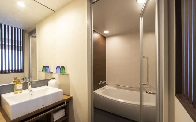 karaksa hotel grande Shin-Osaka Tower