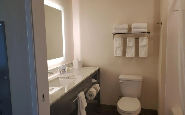 Simple Suites Boise Airport