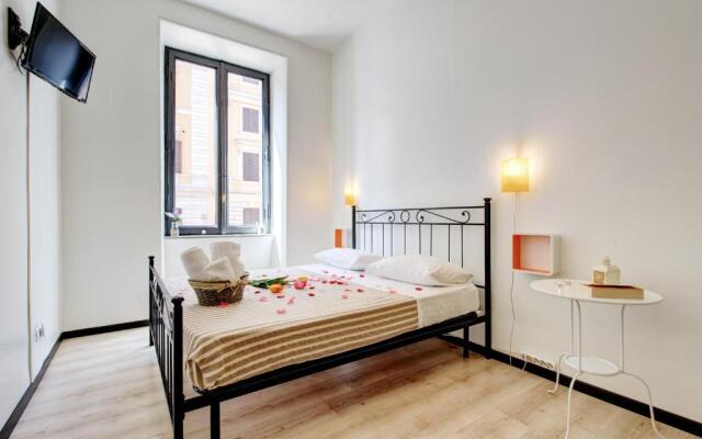 Ad Hoc Guesthouse