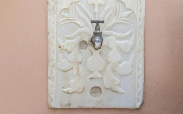 Kasteli Suites