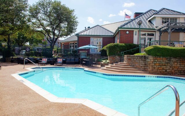 Homewood Suites by Hilton Dallas-Irving-Las Colinas
