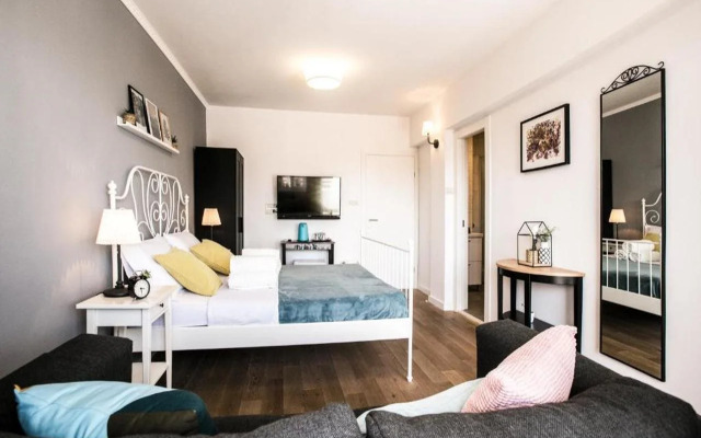 The Harmony Rooms Split