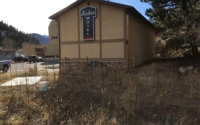 The Haber Motel